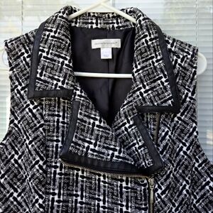 Christopher & Banks vest Large